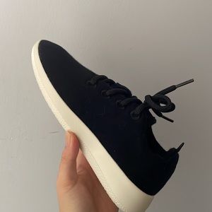 *Brand New* Allbirds Wool Runner True Black (Cream)